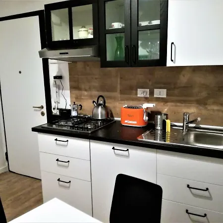 Apartment Reesma Alloggi - Andrea Costa Free Parking *