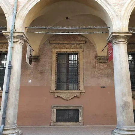 Reesma Alloggi - Andrea Costa Free Parking *